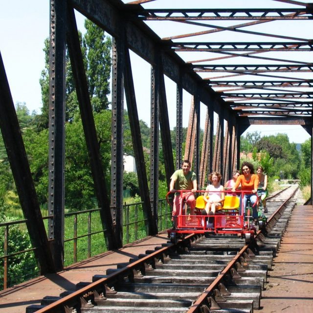 corgnac-sur-l-isle-famille-velorail-aspect-ratio-800-800