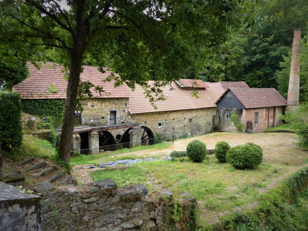 papeterie-vaux-roue-cheminee-naturellement-perigord