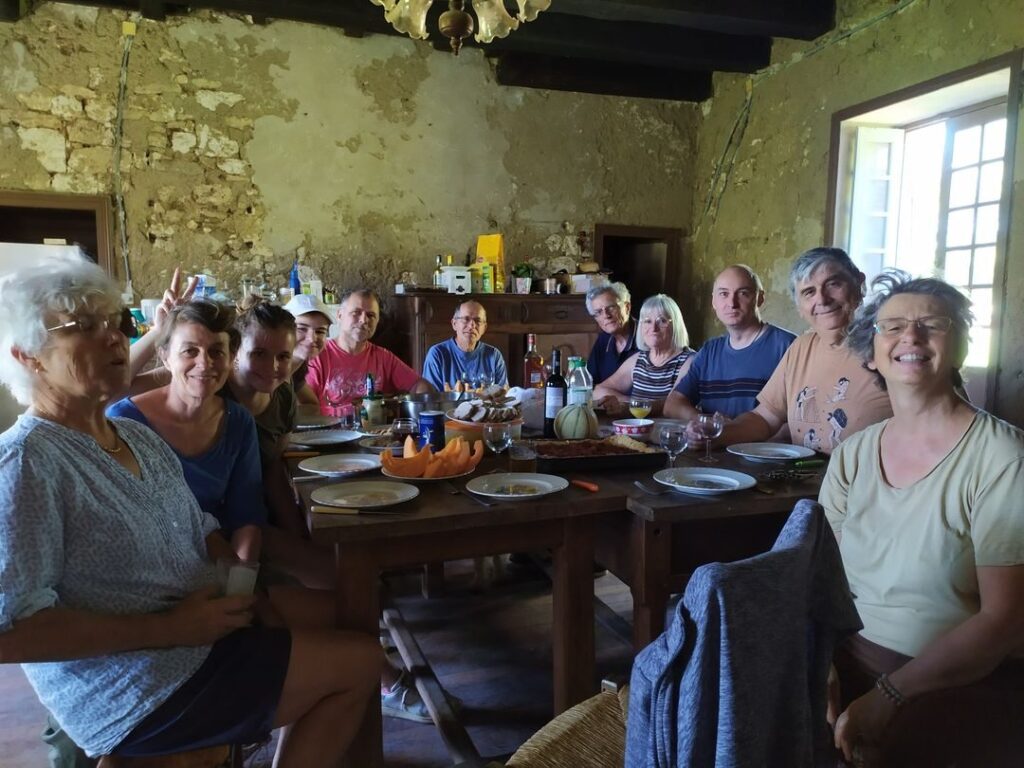 Repas partagé Château La Guionie