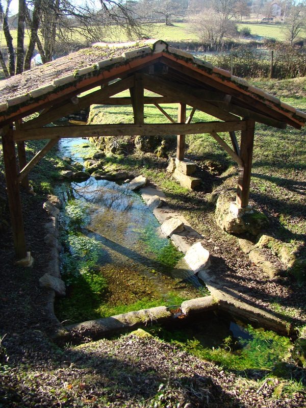 saint-jean-de-cole-lavoir-neuville-dg