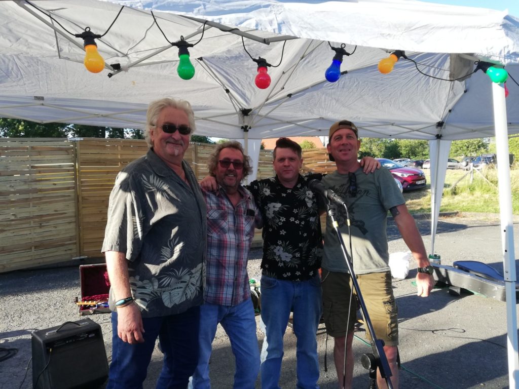 marche-de-saint-paul-musique-kill-billies