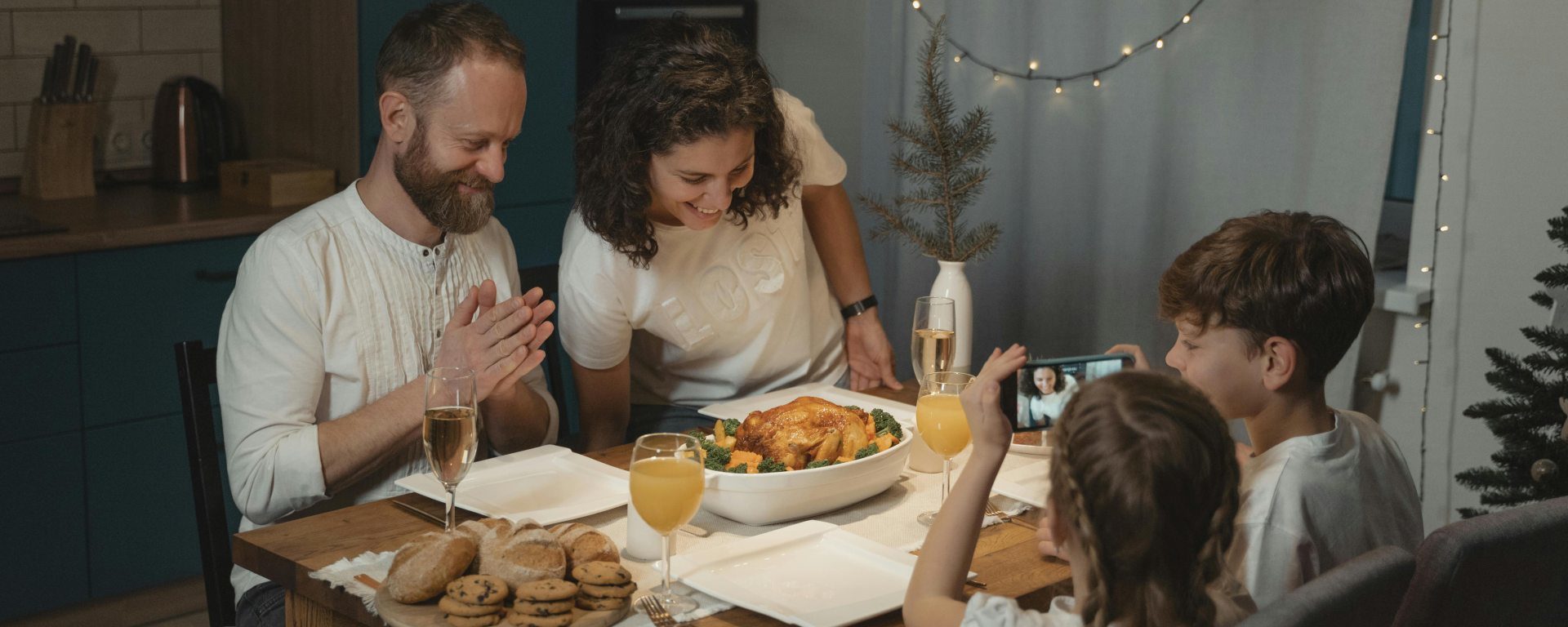 pexels-tima-miroshnichenko-5813726-aspect-ratio-2000-800