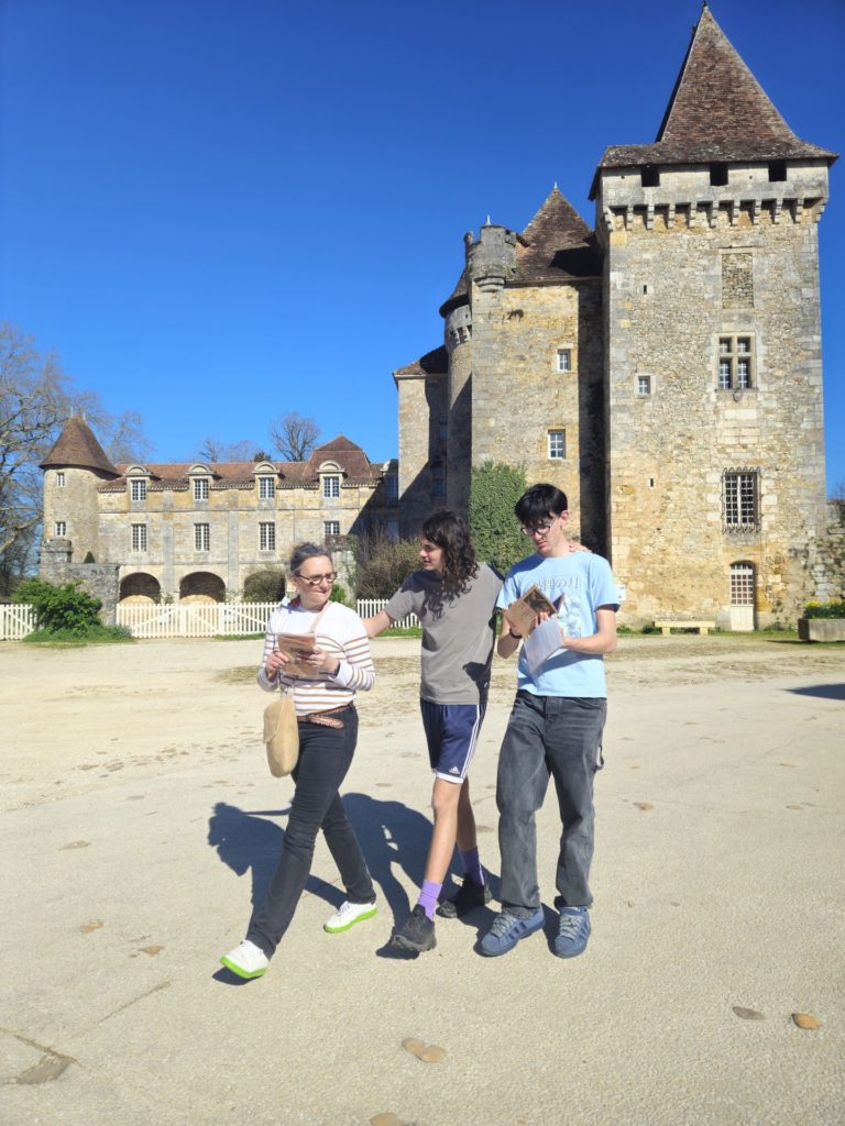 murder-party-saint-jean-de-cole-85